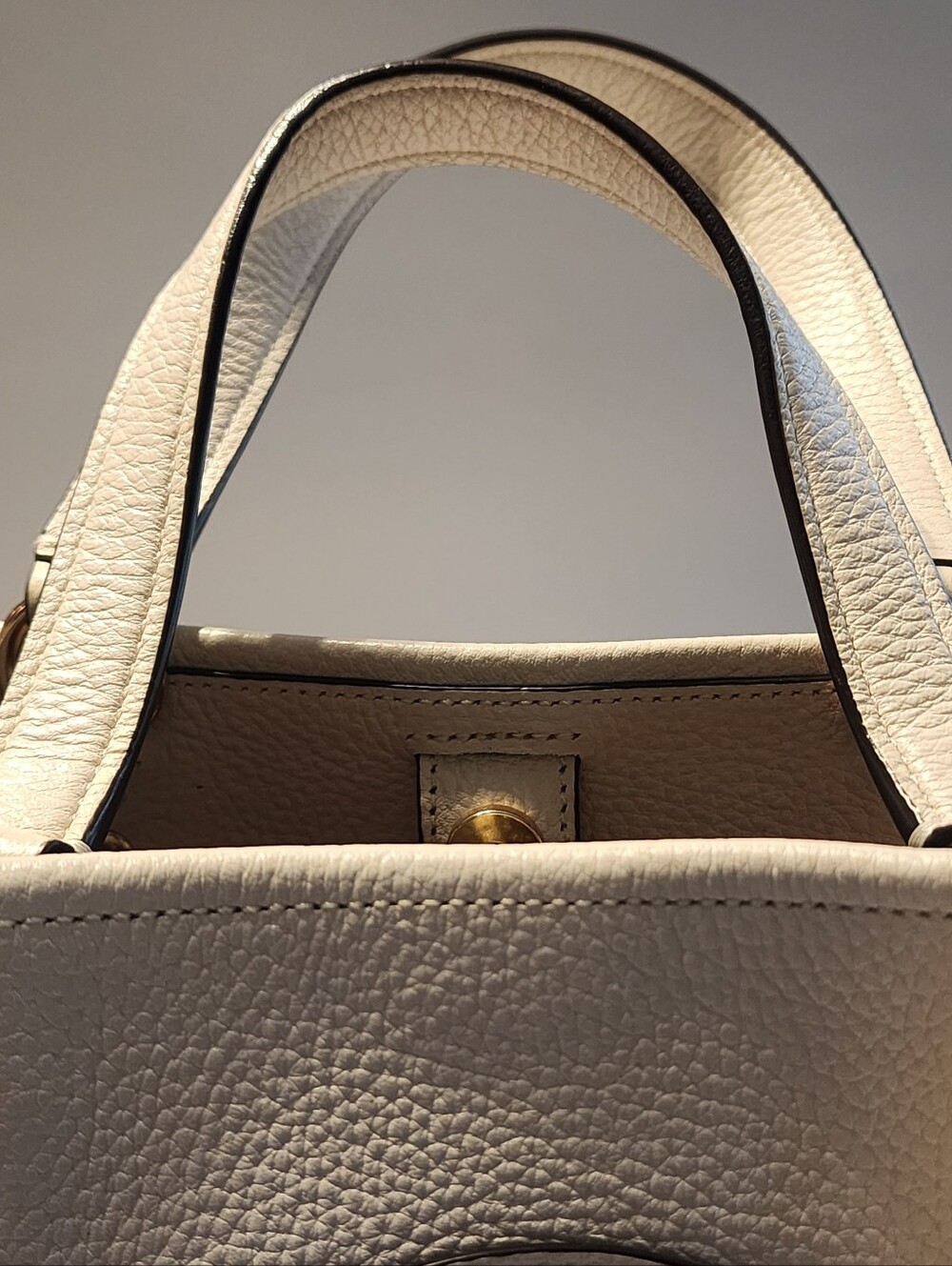 NWOT- COACH- Dempsey Carryall - Picture 9 of 13